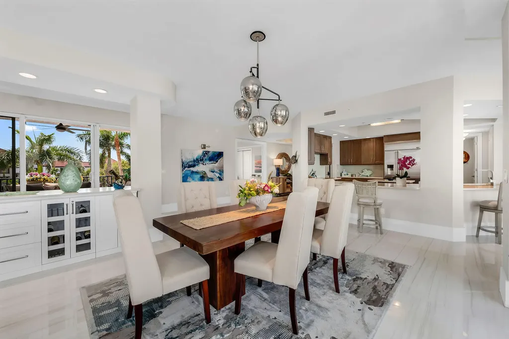 700 La Peninsula Boulevard Naples FL 34113