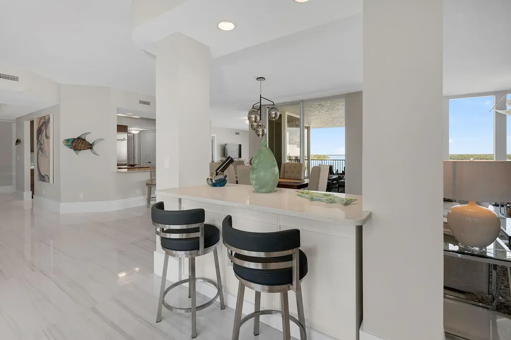 700 La Peninsula Boulevard Naples FL 34113