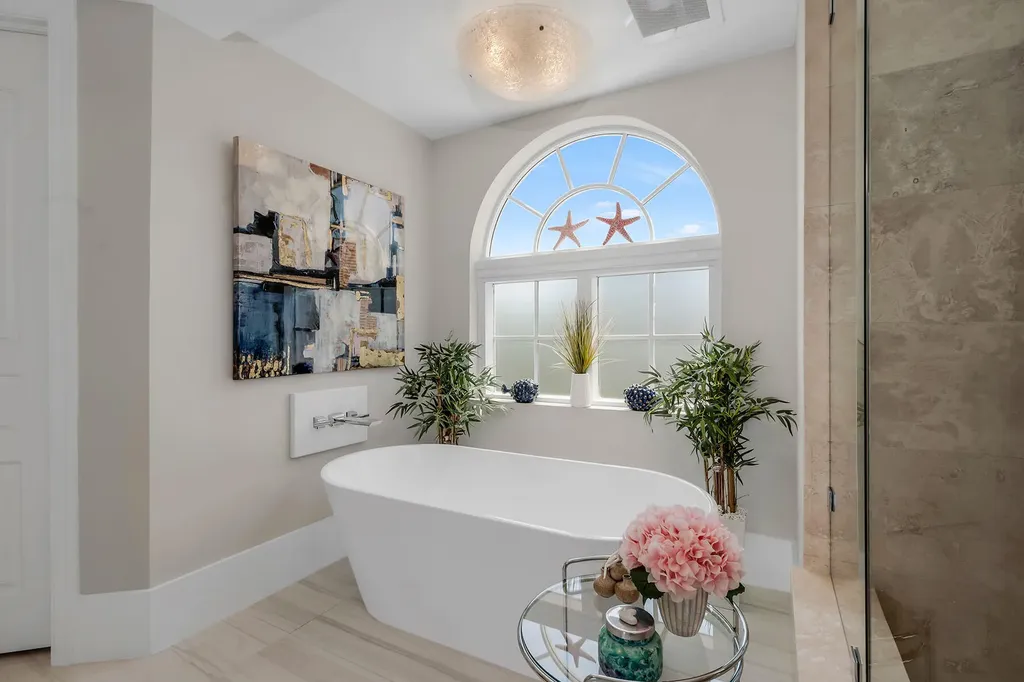 700 La Peninsula Boulevard Naples FL 34113