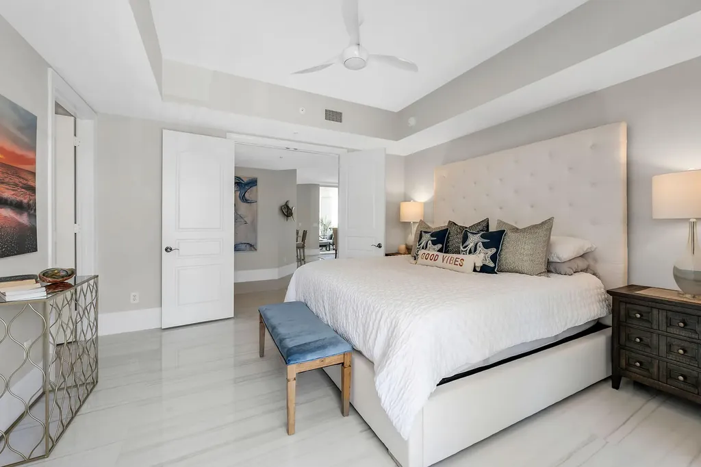 700 La Peninsula Boulevard Naples FL 34113