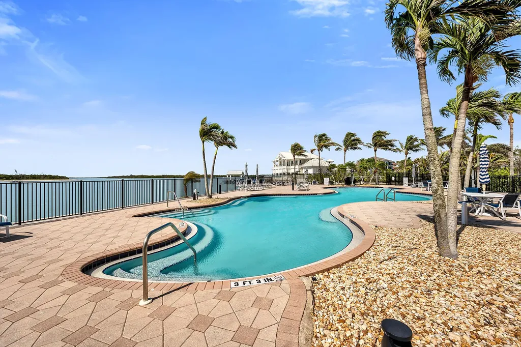 700 La Peninsula Boulevard Naples FL 34113