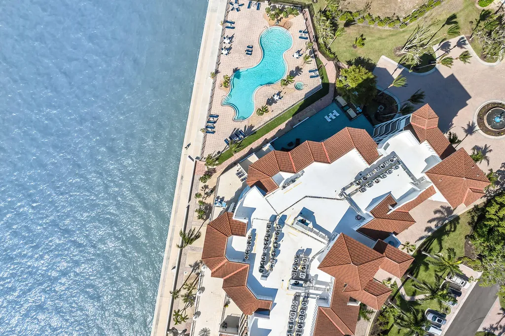 700 La Peninsula Boulevard Naples FL 34113