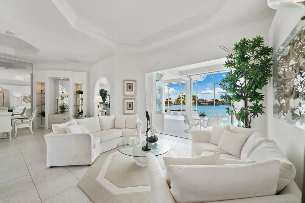 529 Tigertail Court Marco Island FL 34145