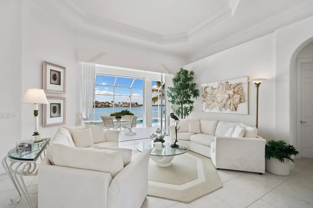 529 Tigertail Court Marco Island FL 34145