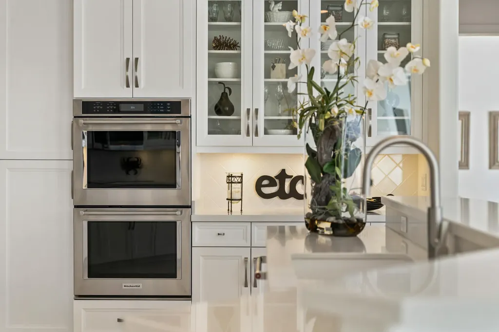 529 Tigertail Court Marco Island FL 34145