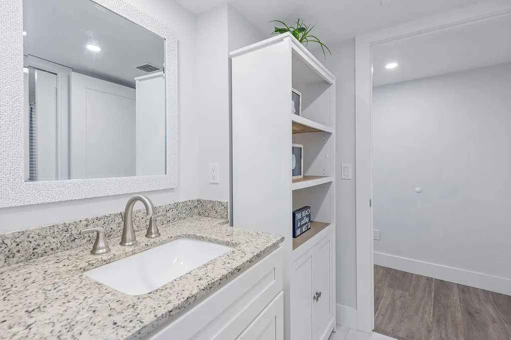 1085 Bald Eagle Drive Marco Island FL 34145