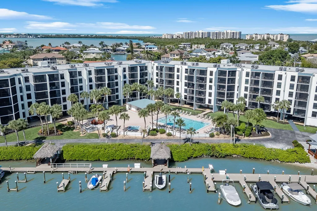 1085 Bald Eagle Drive Marco Island FL 34145