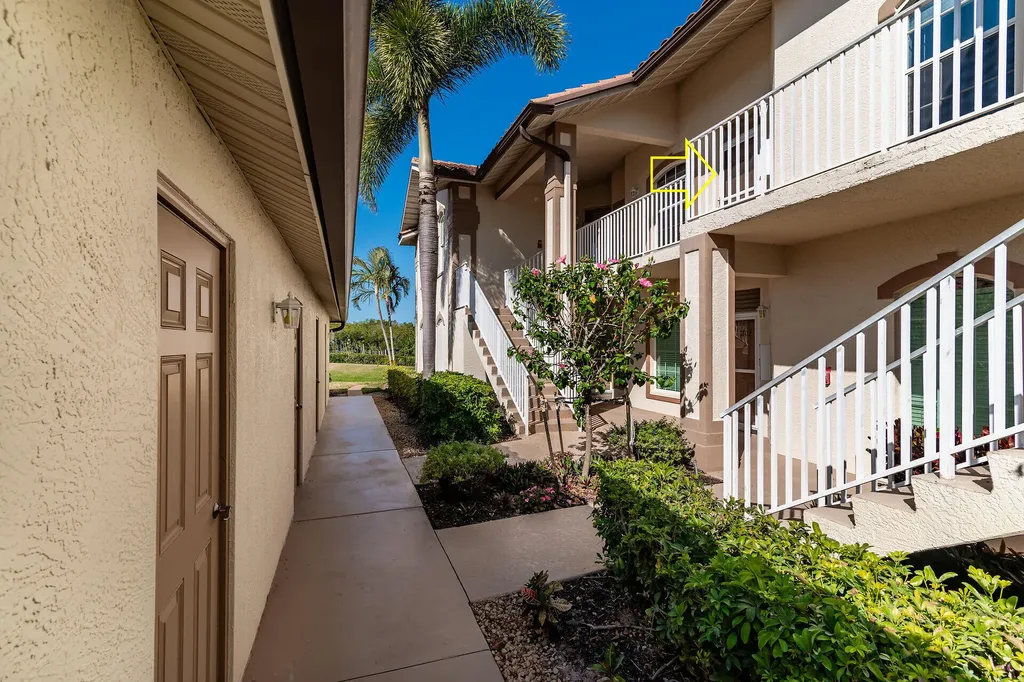 162 Newport Drive Naples FL 34114