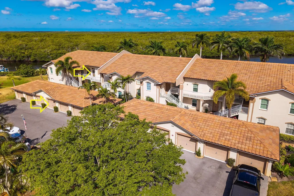 162 Newport Drive Naples FL 34114