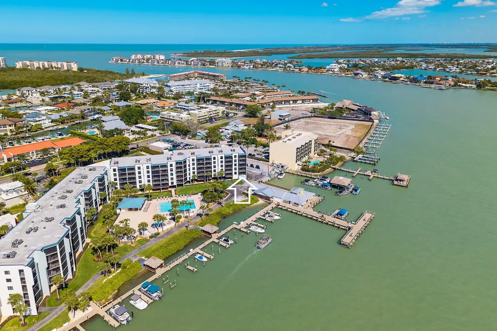 1085 Bald Eagle Drive Marco Island FL 34145