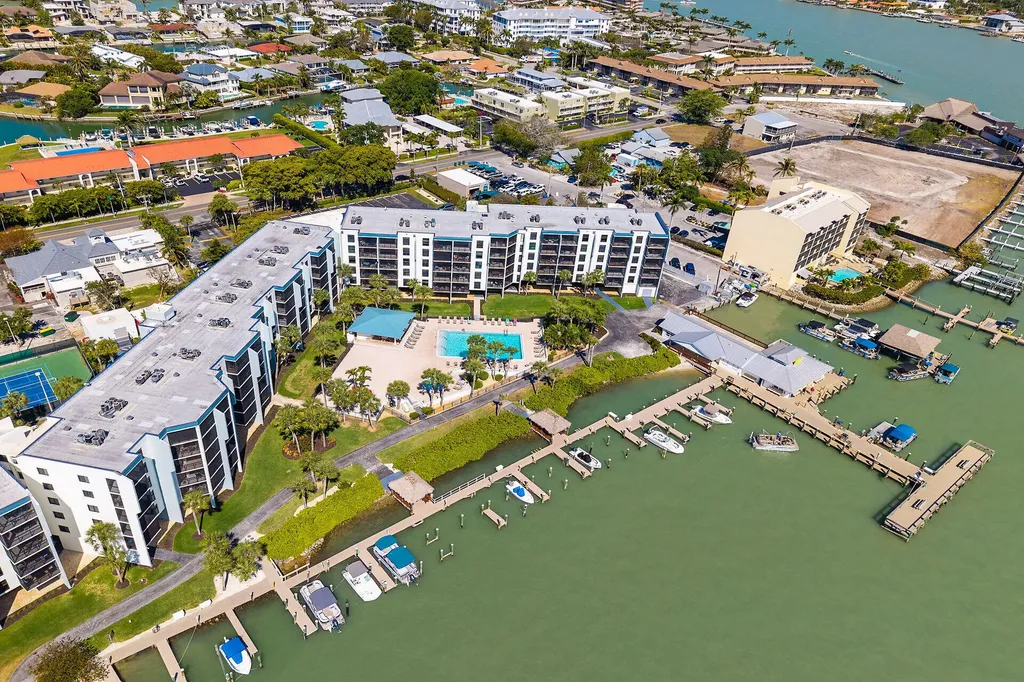 1085 Bald Eagle Drive Marco Island FL 34145