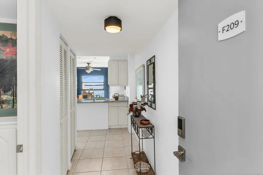 1085 Bald Eagle Drive Marco Island FL 34145