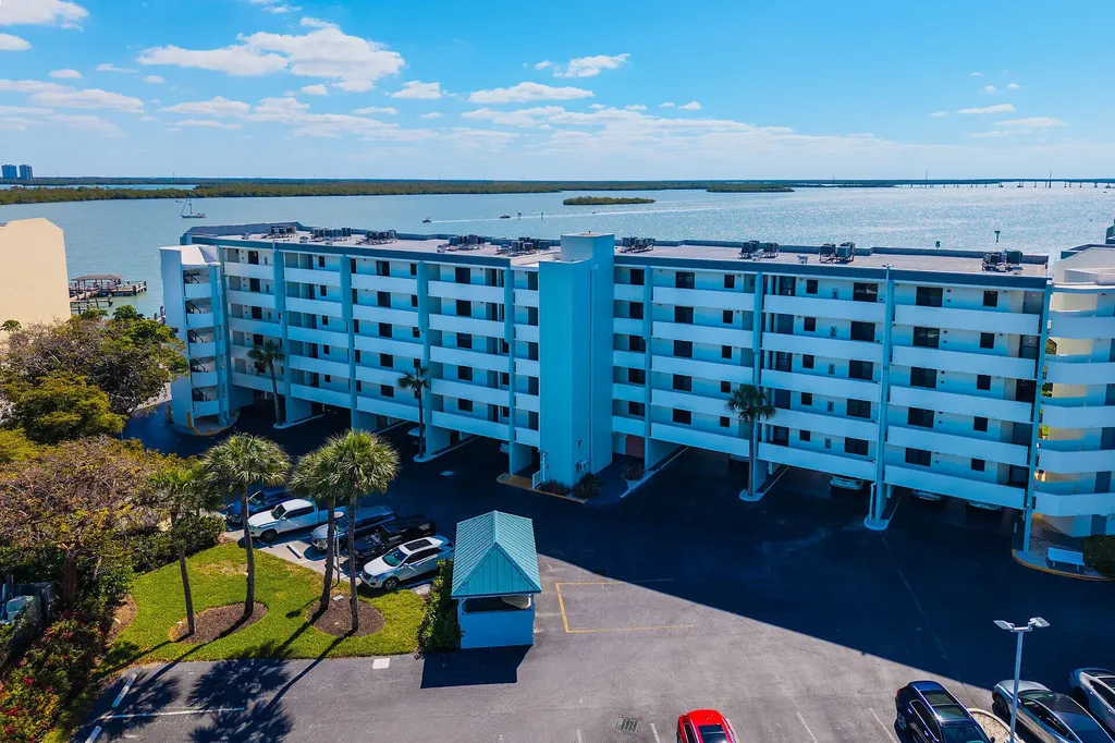 1085 Bald Eagle Drive Marco Island FL 34145