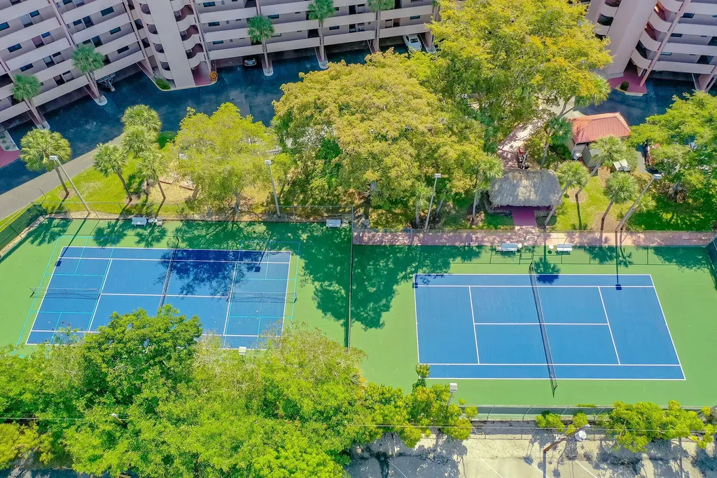 1085 Bald Eagle Drive Marco Island FL 34145