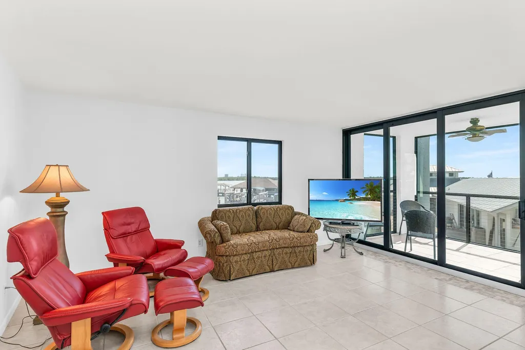 1085 Bald Eagle Drive Marco Island FL 34145