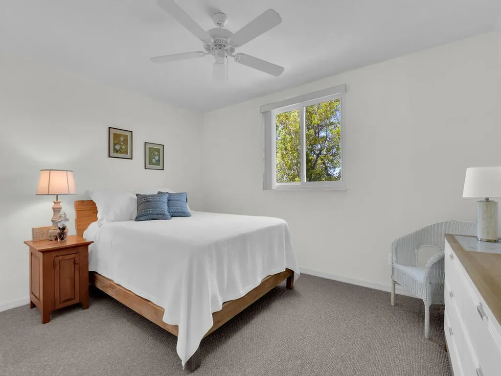 7539 Berkshire Pines Drive Naples FL 34104