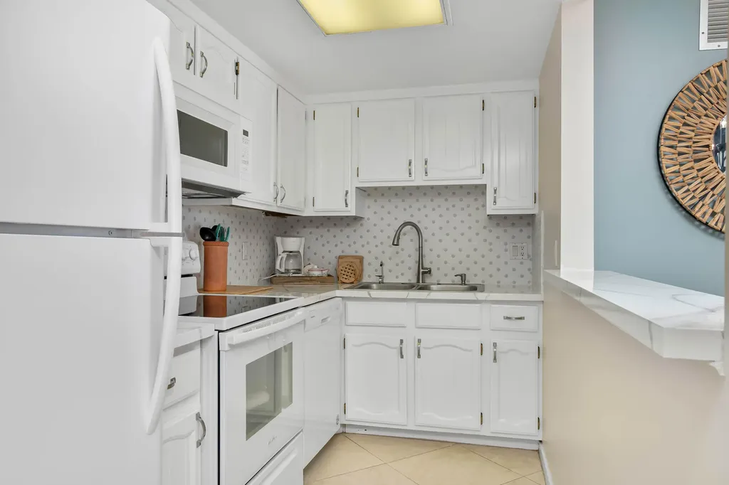 180 Seaview Court Marco Island FL 34145