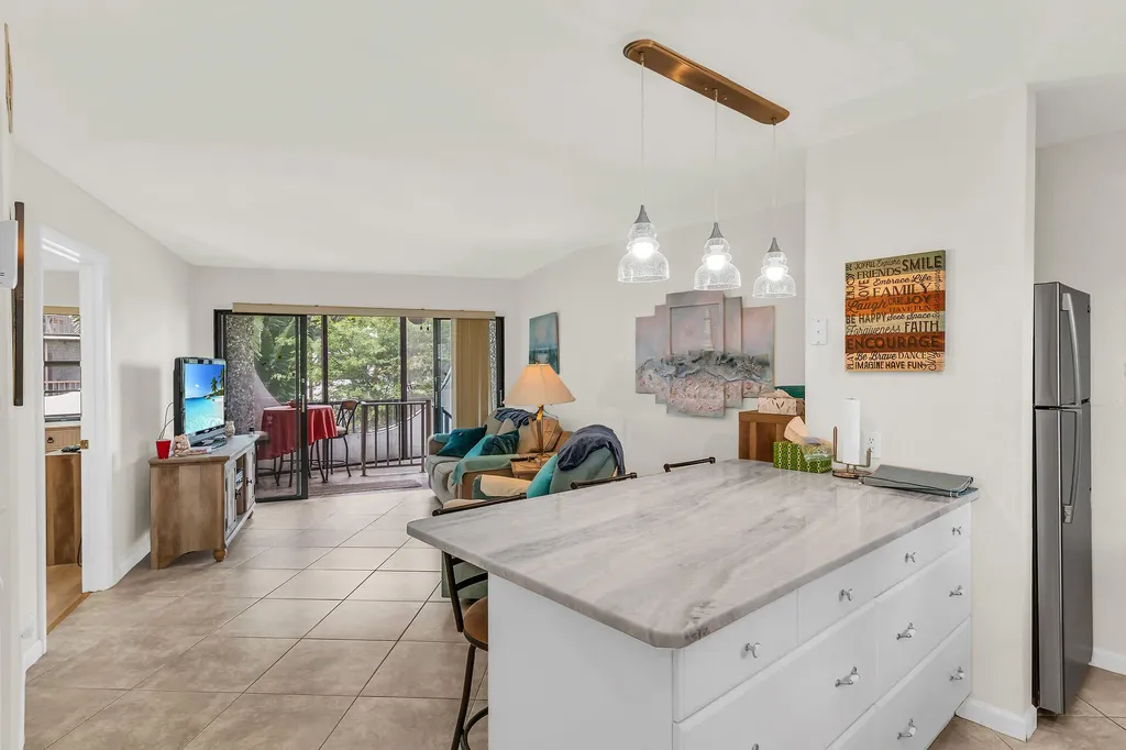 1011 Anglers Cove Marco Island FL 34145