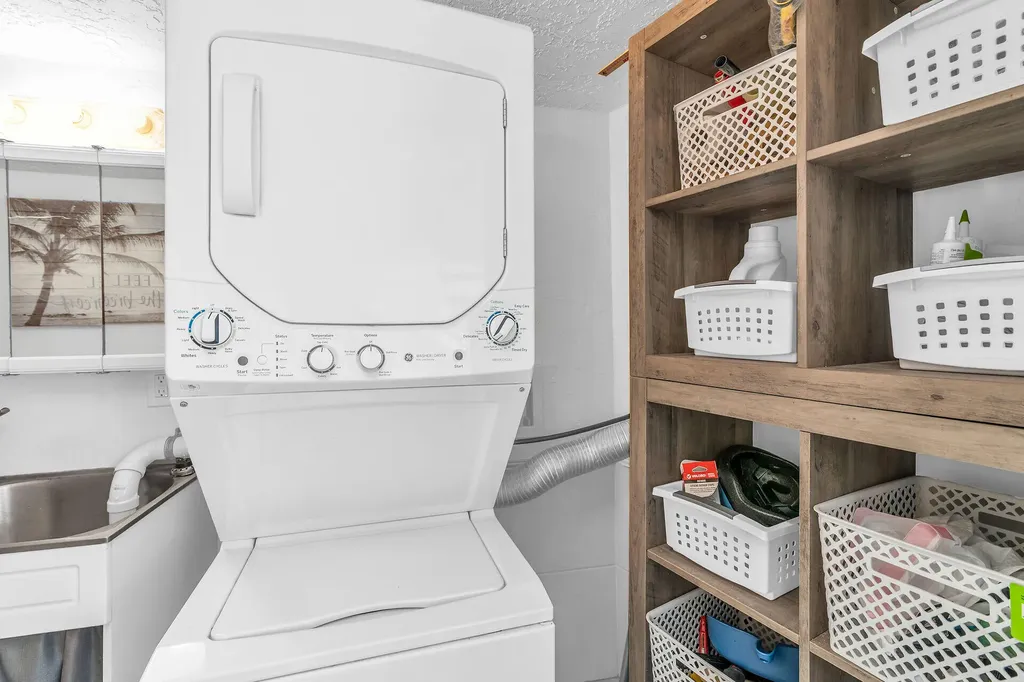 1011 Anglers Cove Marco Island FL 34145