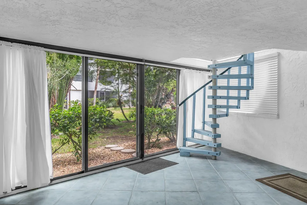 1011 Anglers Cove Marco Island FL 34145