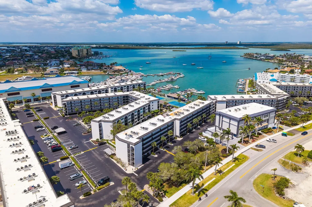 1011 Anglers Cove Marco Island FL 34145