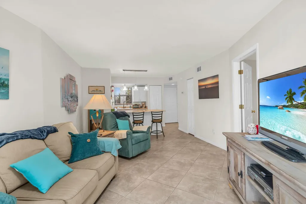 1011 Anglers Cove Marco Island FL 34145