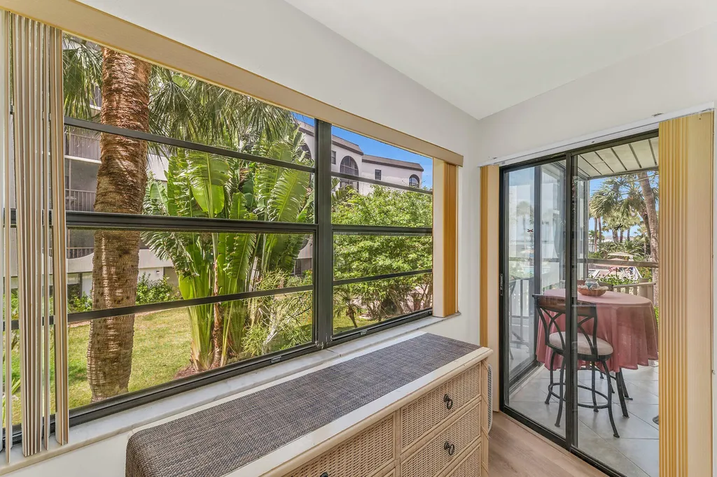 1011 Anglers Cove Marco Island FL 34145