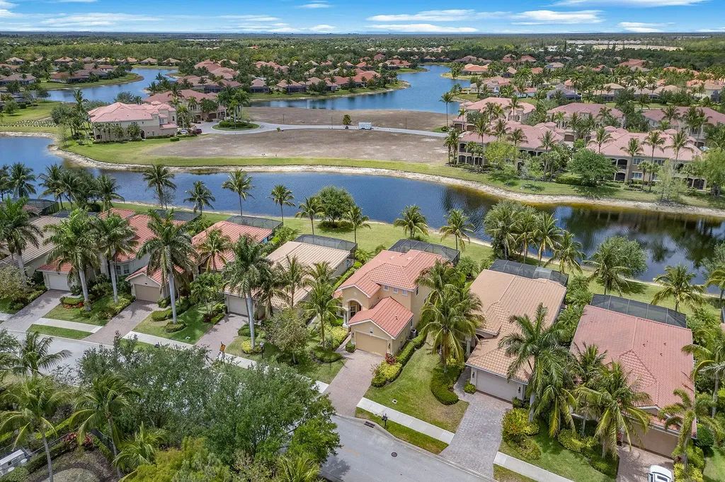 9217 Campanile Circle Naples FL 34114