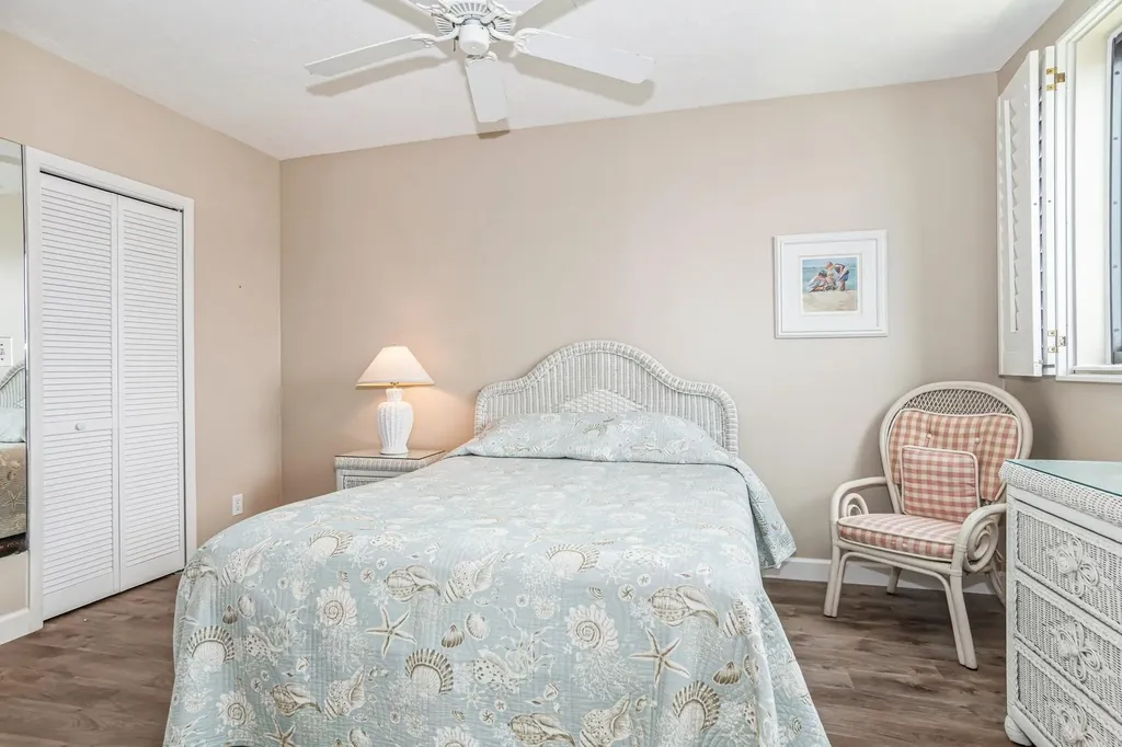 805 River Point Drive Naples FL 34102