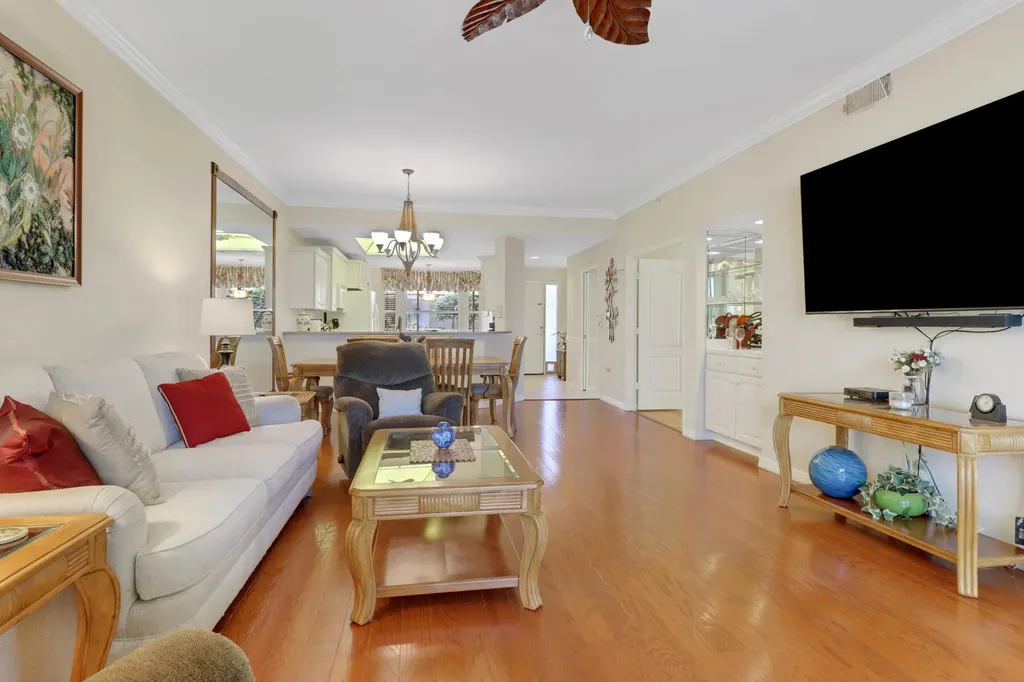 3715 Buttonwood Way Naples FL 34112