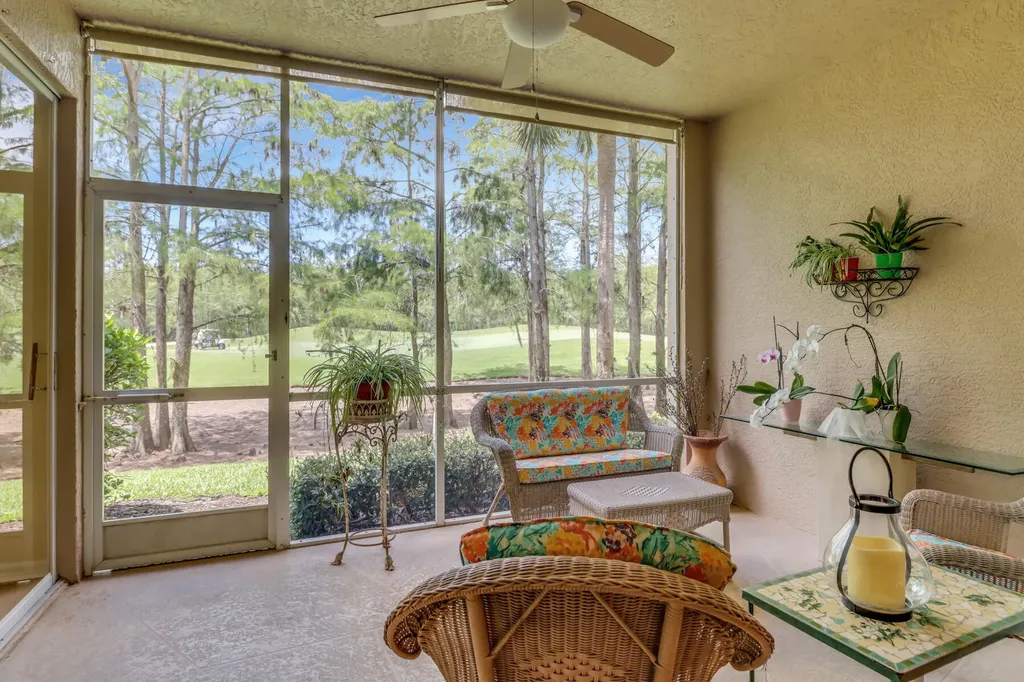 3715 Buttonwood Way Naples FL 34112