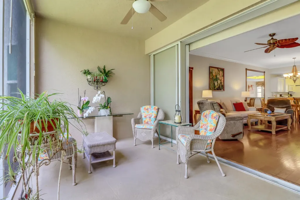 3715 Buttonwood Way Naples FL 34112