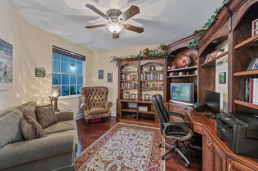 9030 Cascada Way Naples FL 34114