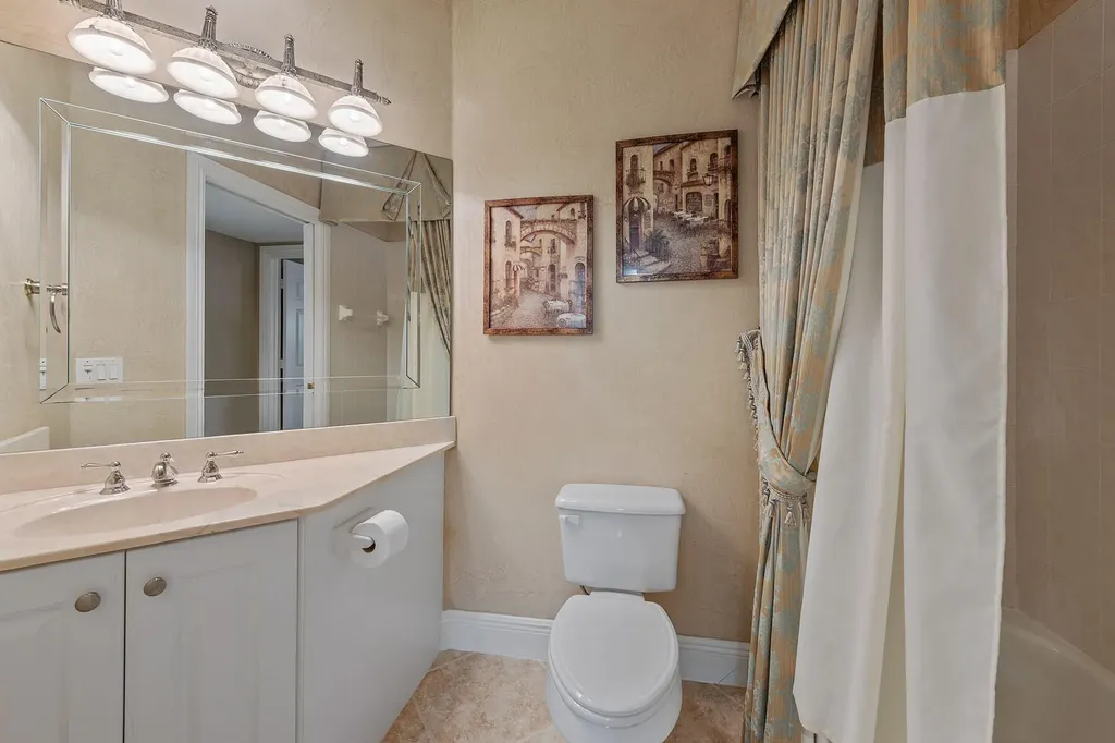 9030 Cascada Way Naples FL 34114