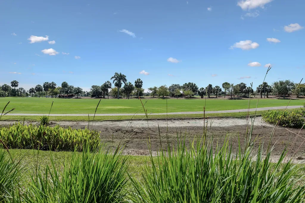 9030 Cascada Way Naples FL 34114