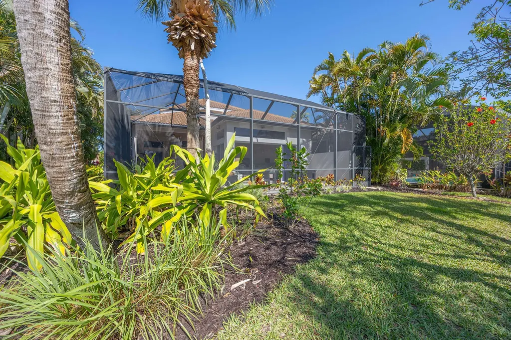 8544 Pepper Tree Way Naples FL 34114