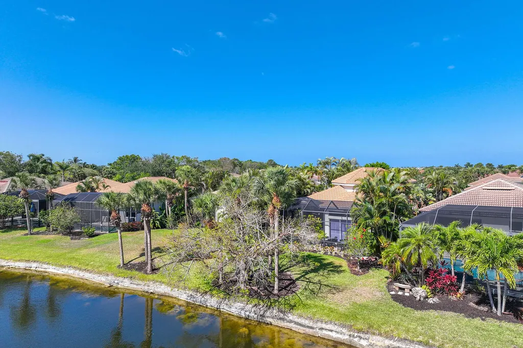 8544 Pepper Tree Way Naples FL 34114