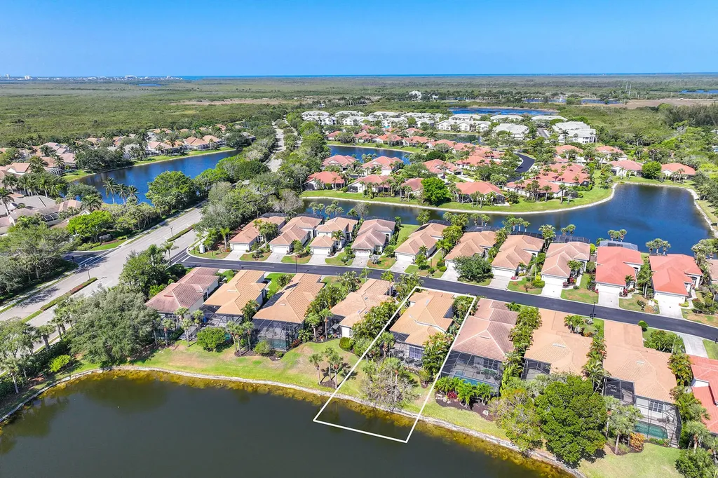 8544 Pepper Tree Way Naples FL 34114