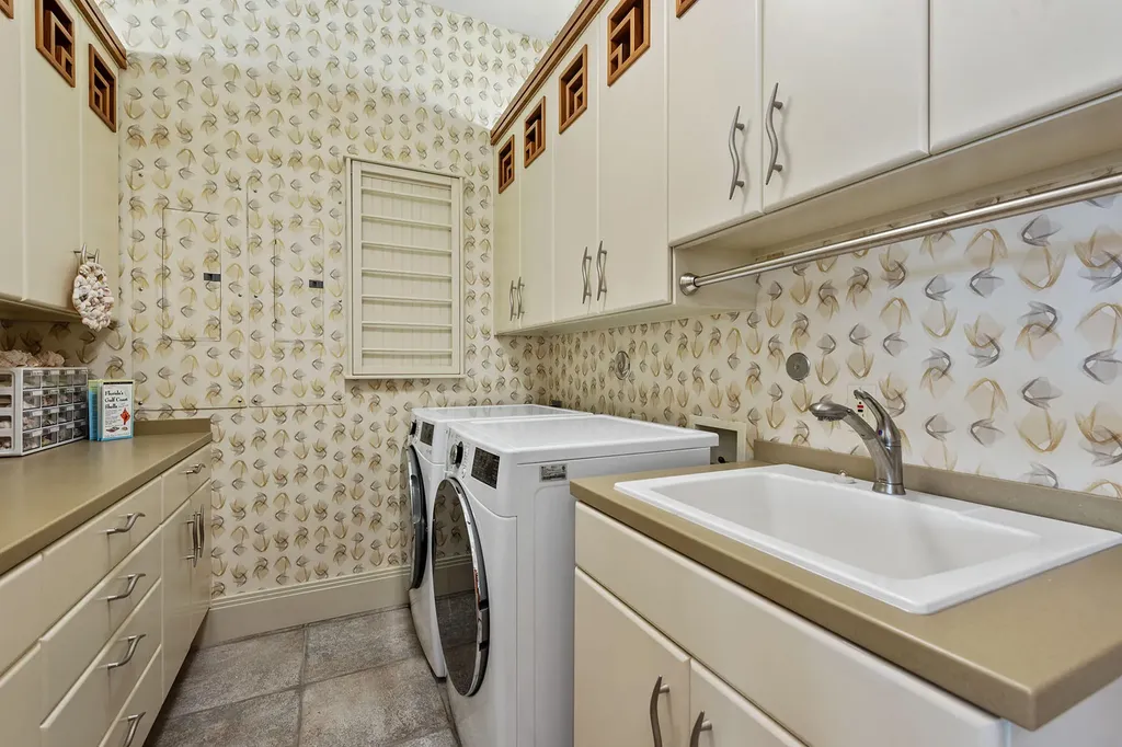 130 Hollyhock Court Marco Island FL 34145