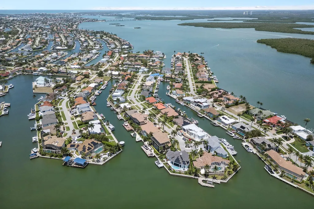 130 Hollyhock Court Marco Island FL 34145