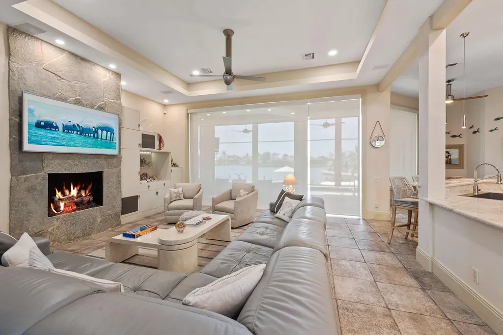 130 Hollyhock Court Marco Island FL 34145