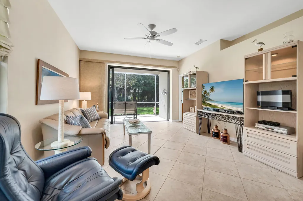 7805 Woodbrook Circle Naples FL 34104