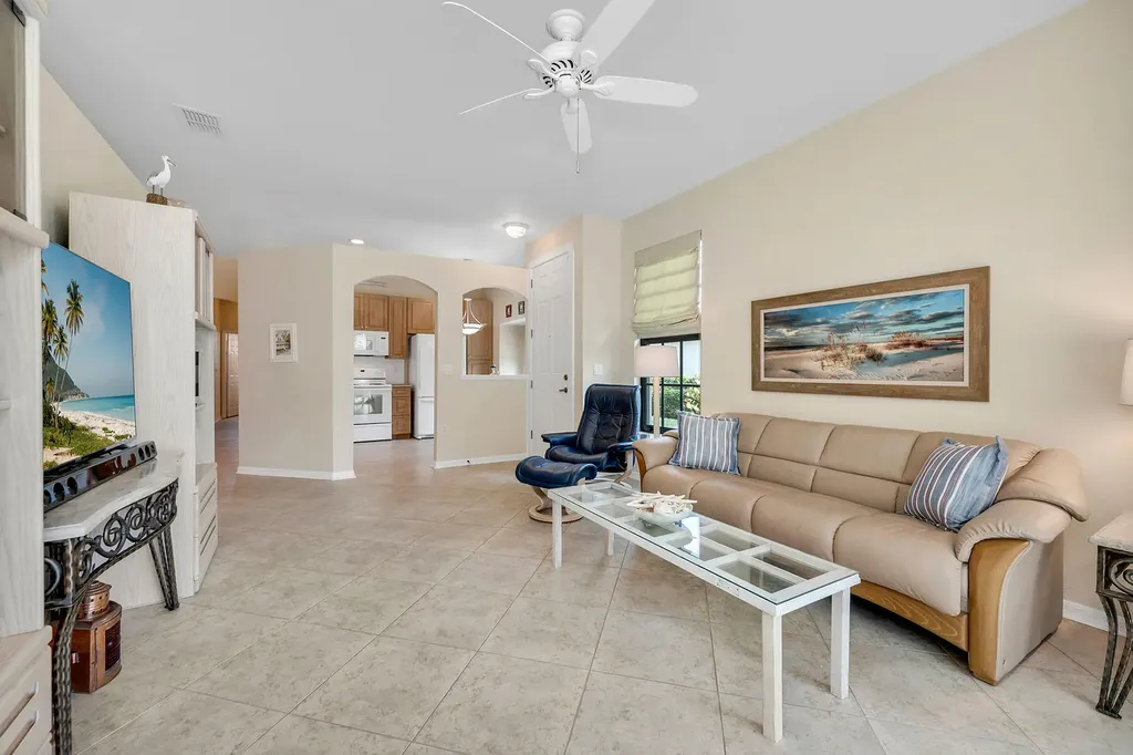 7805 Woodbrook Circle Naples FL 34104