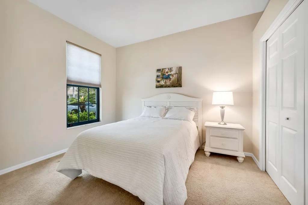 7805 Woodbrook Circle Naples FL 34104