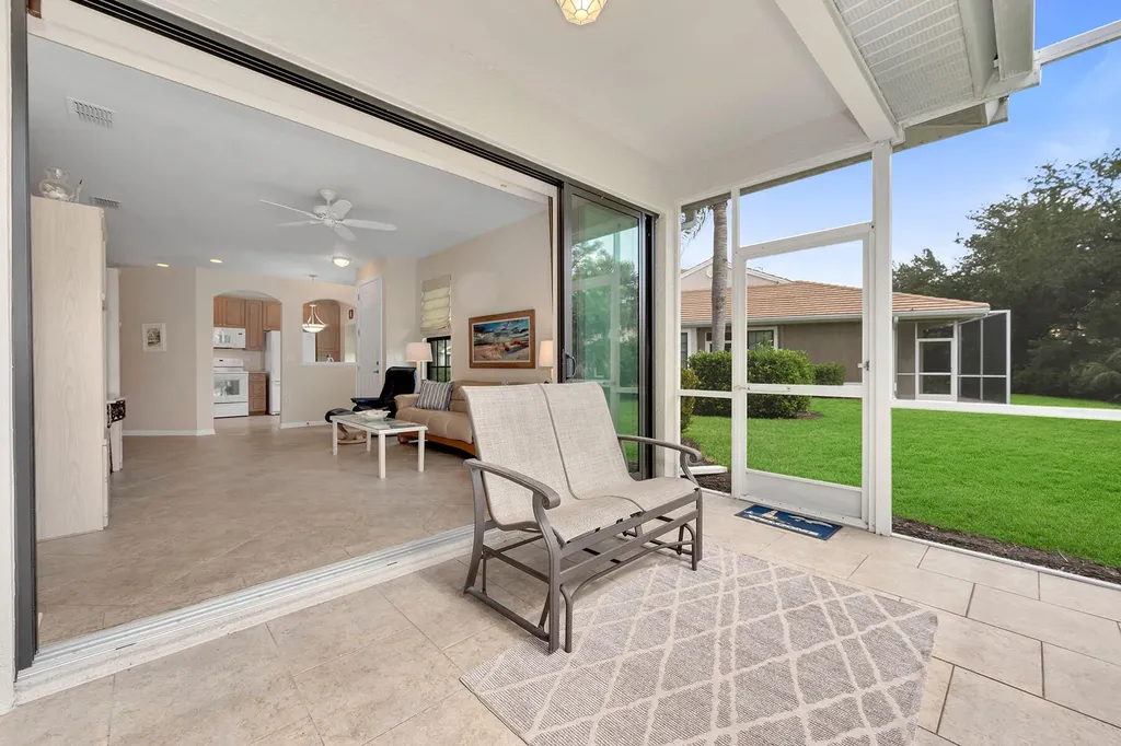 7805 Woodbrook Circle Naples FL 34104