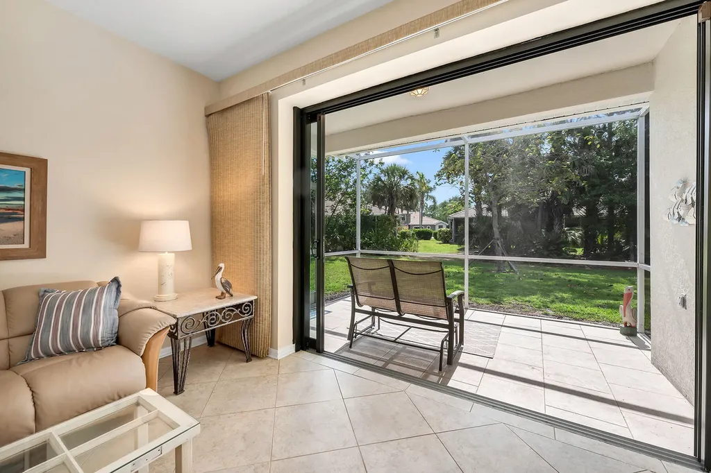 7805 Woodbrook Circle Naples FL 34104