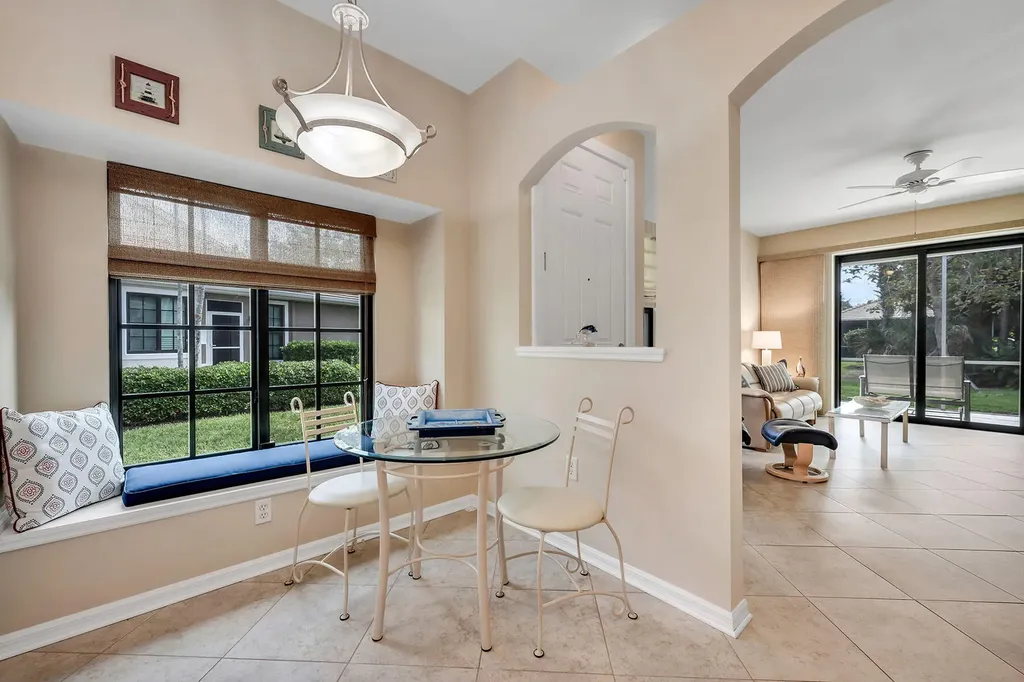 7805 Woodbrook Circle Naples FL 34104