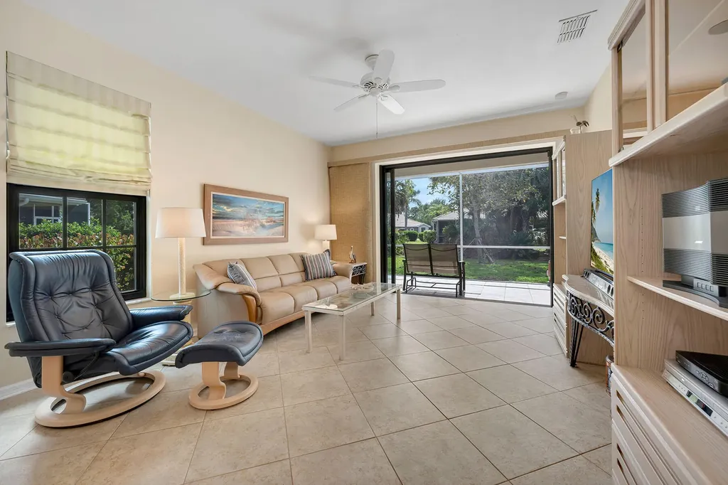 7805 Woodbrook Circle Naples FL 34104