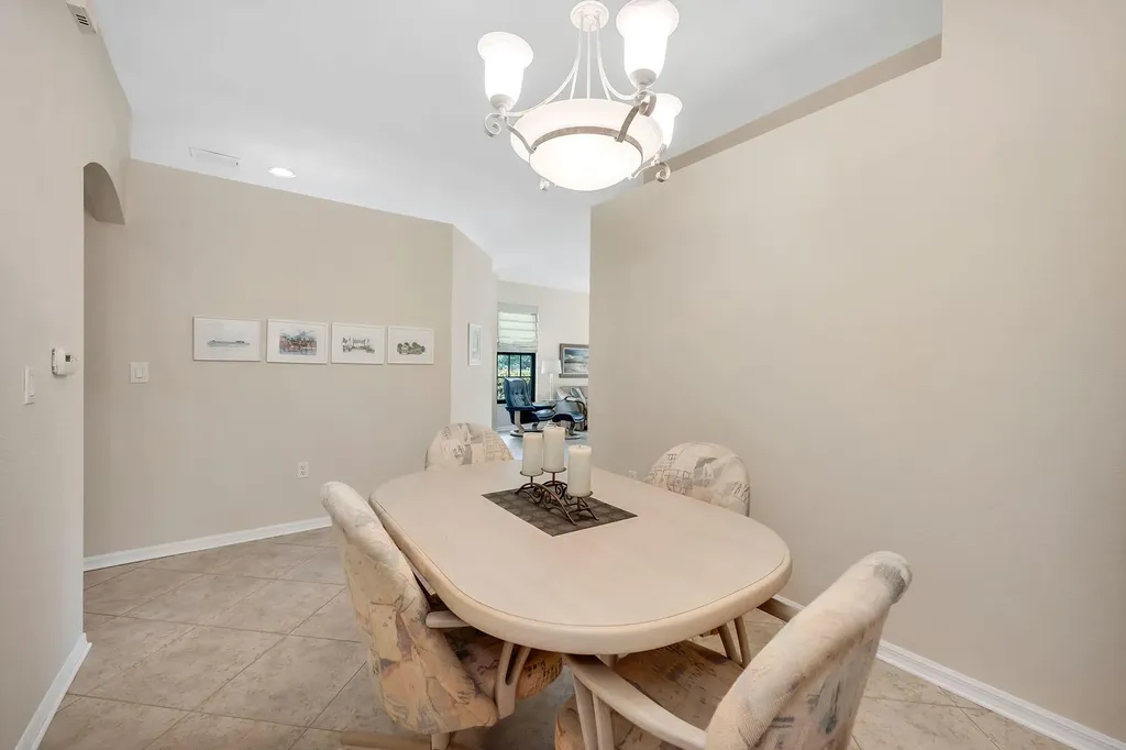 7805 Woodbrook Circle Naples FL 34104