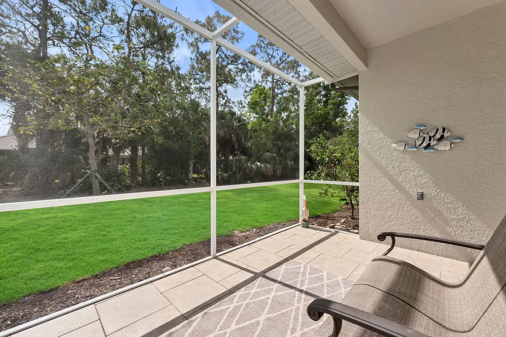 7805 Woodbrook Circle Naples FL 34104